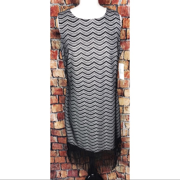 Julia Jordan Illusion Fringe Bodycon Lace Dress - Picture 2 of 9